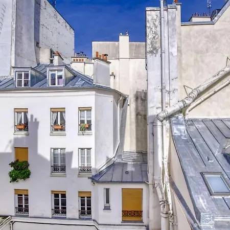 à Deux Pas De L'élysée Luxe Et Confort Au Cœur De * Parigi